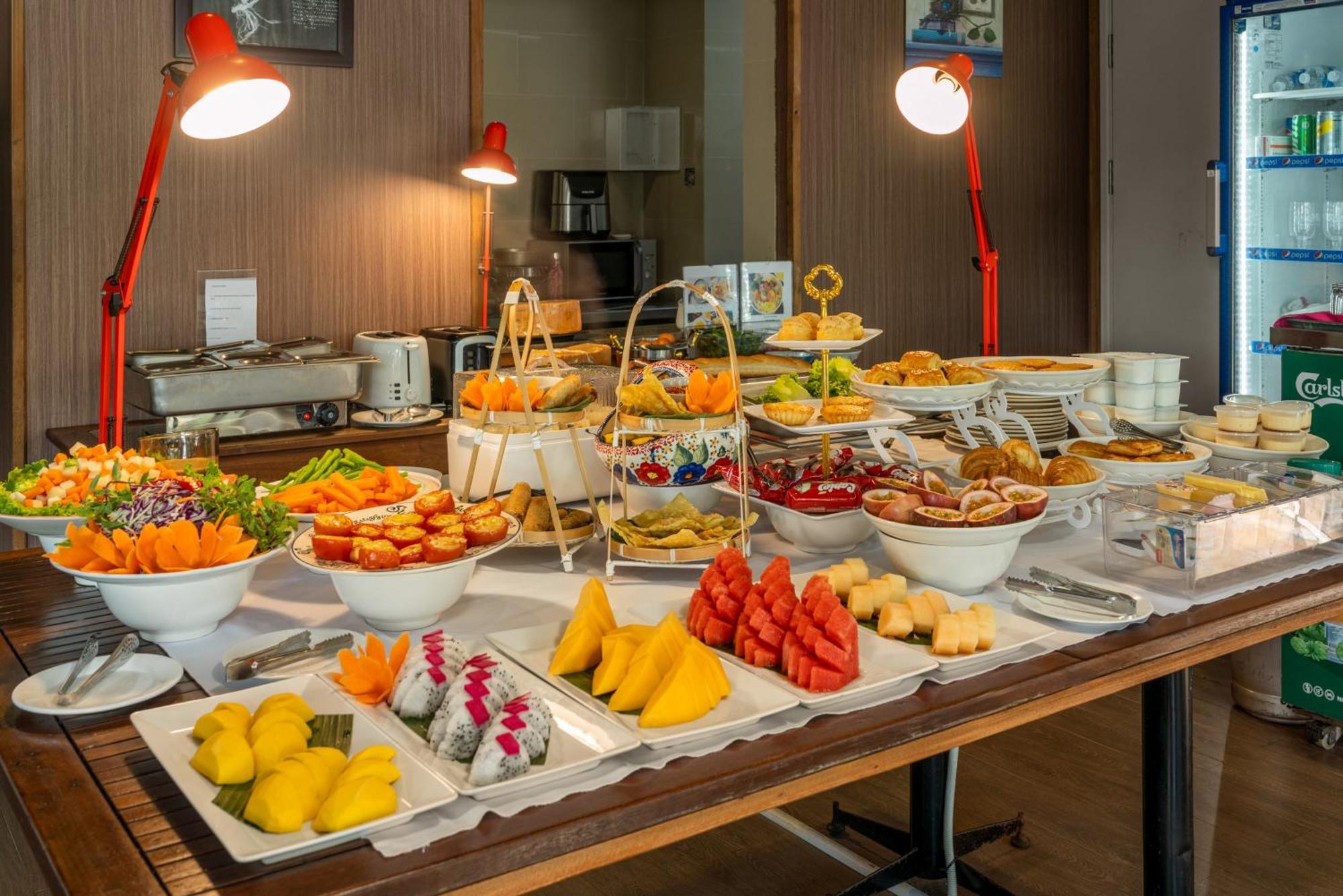 Hoi An Ocean Front Hotel Ngoại thất bức ảnh